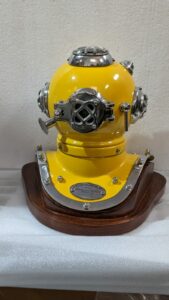 Divers Helmets - Image 3